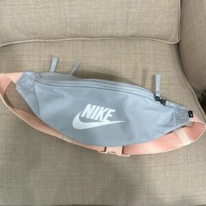 Nike Runners belt bag!